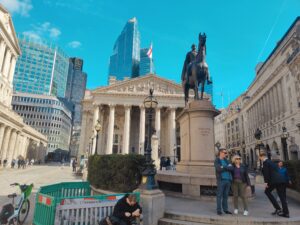 Duke Wellington in front of Royal Exchange