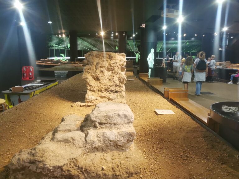 Roman amphitheatre at Guildhall art gallery